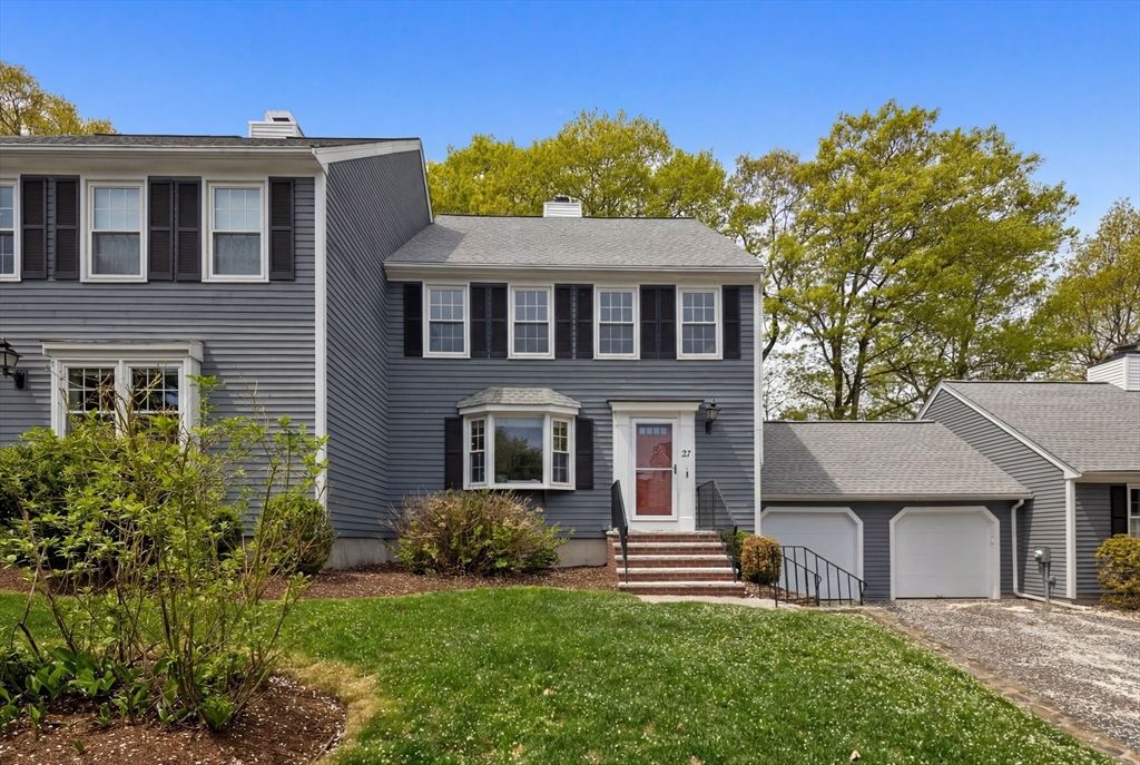 27 Fairway Circle 27, Natick, MA 01760