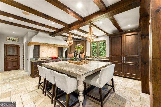 581 Pine Valley Road SE, Marietta, GA 30067