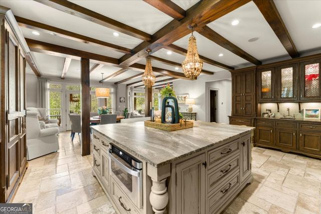 581 Pine Valley Road SE, Marietta, GA 30067