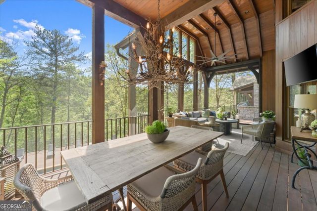 581 Pine Valley Road SE, Marietta, GA 30067