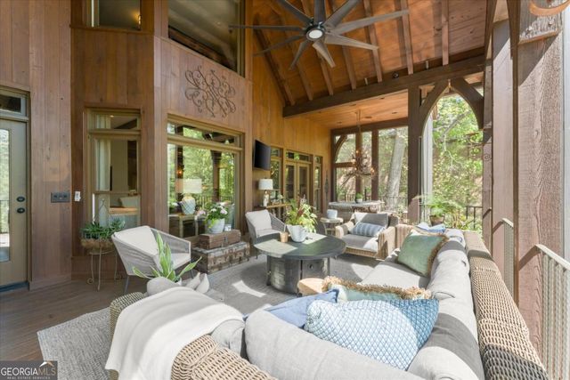 581 Pine Valley Road SE, Marietta, GA 30067