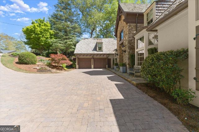 581 Pine Valley Road SE, Marietta, GA 30067