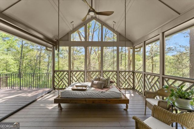 581 Pine Valley Road SE, Marietta, GA 30067