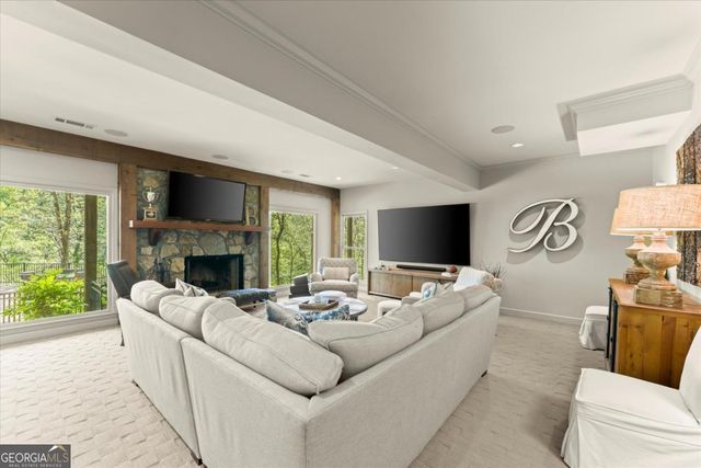 581 Pine Valley Road SE, Marietta, GA 30067