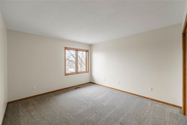 2714 Ashworth Road, West Des Moines, IA 50265