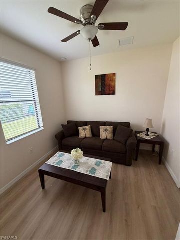 11548 Shady Blossom DR, Fort Myers, FL 33913