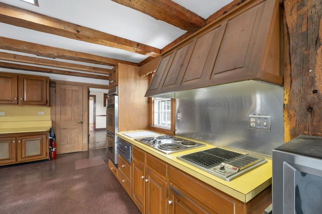 244 North Main Street, Wolfeboro, NH 03894