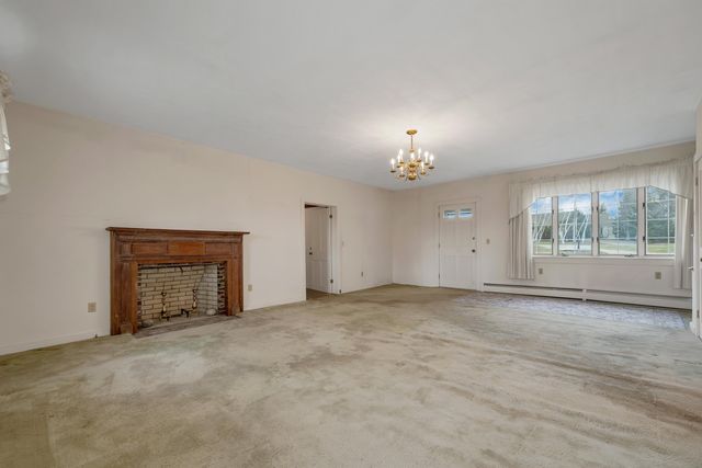244 North Main Street, Wolfeboro, NH 03894