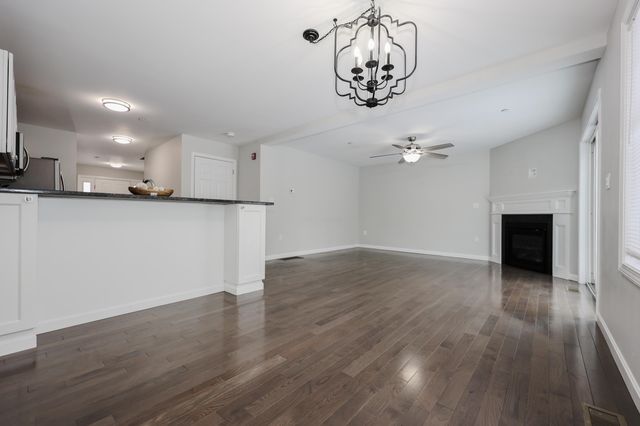 181 Knollwood Way, Manchester, NH 03102