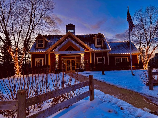 181 Knollwood Way, Manchester, NH 03102