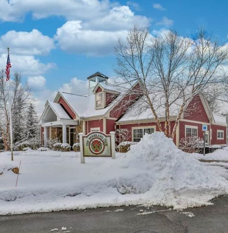 181 Knollwood Way, Manchester, NH 03102