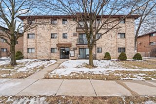 10912 Central Avenue 202, Chicago Ridge, IL 60415