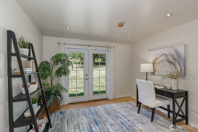 6827 Lakewood Road, Stanwood, WA 98292