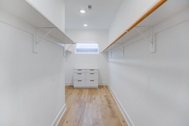 5502 Texas Street, Houston, TX 77011