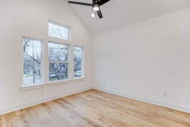 5502 Texas Street, Houston, TX 77011