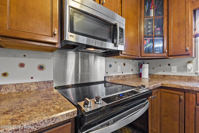 197 Washington Ct, Mt Washington, KY 40047