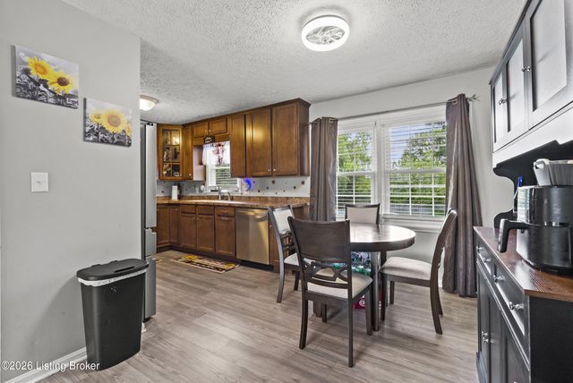 197 Washington Ct, Mt Washington, KY 40047