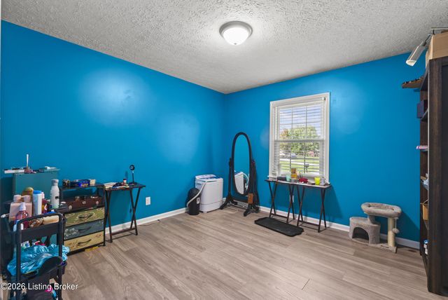 197 Washington Ct, Mt Washington, KY 40047