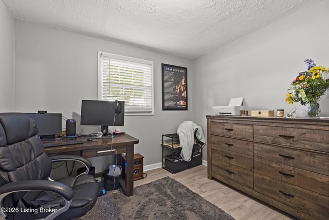 197 Washington Ct, Mt Washington, KY 40047