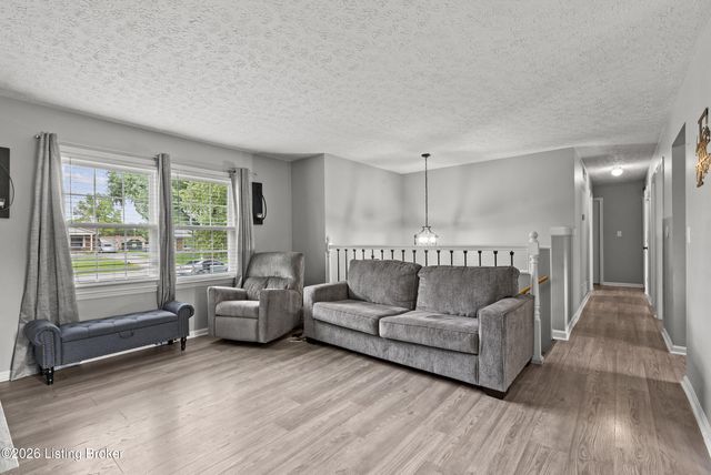 197 Washington Ct, Mt Washington, KY 40047
