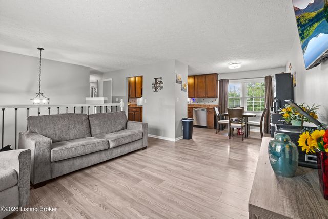 197 Washington Ct, Mt Washington, KY 40047