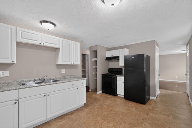 3823 Briggs Road, Columbus, OH 43228