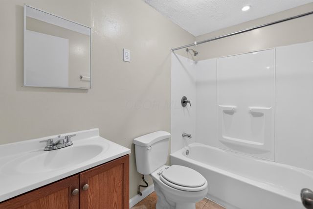 3823 Briggs Road, Columbus, OH 43228