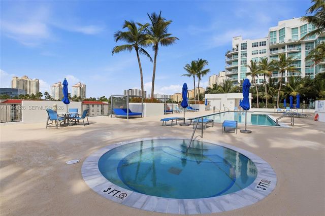 3029 NE 188th Street 904, Aventura, FL 33180