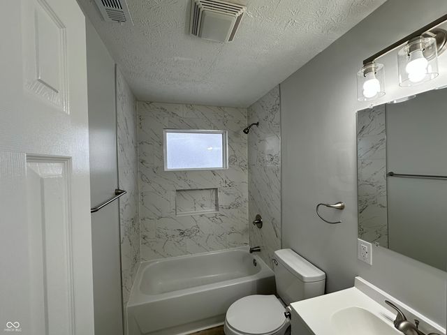 4120 W 33rd Street, Indianapolis, IN 46222