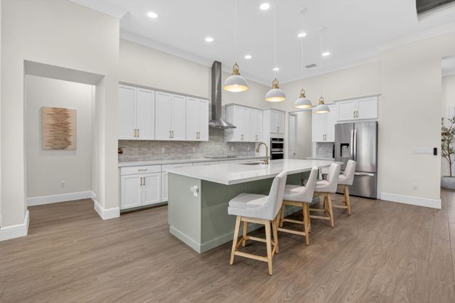 9682 Captiva Circle, Boynton Beach, FL 33437