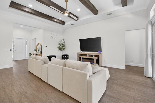 9682 Captiva Circle, Boynton Beach, FL 33437