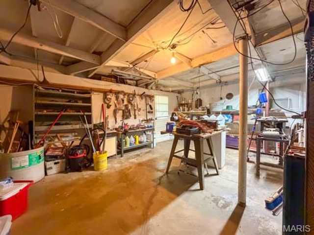 11577 Radio Station Rd, Cadet, MO 63630