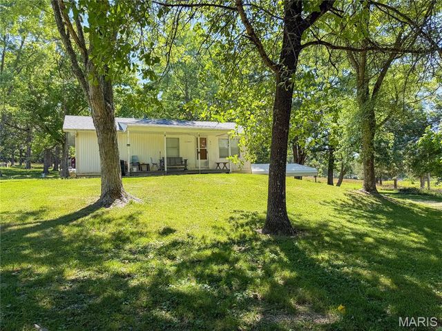 11577 Radio Station Rd, Cadet, MO 63630