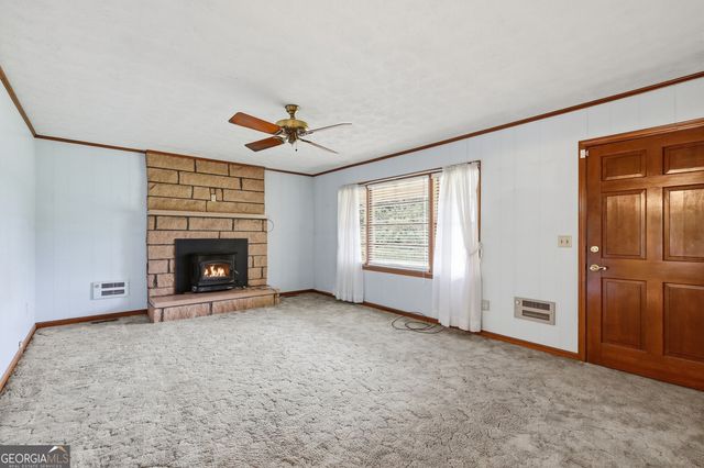 57 Defoor Road, Toccoa, GA 30577