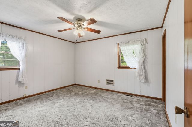 57 Defoor Road, Toccoa, GA 30577