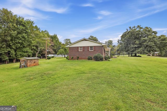 57 Defoor Road, Toccoa, GA 30577