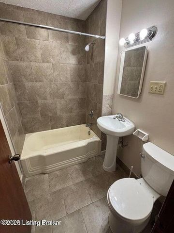 141 E Harrison Ave 1, Clarksville, IN 47129