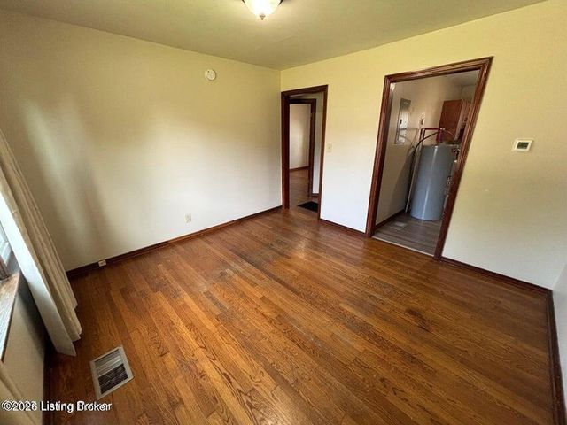141 E Harrison Ave 1, Clarksville, IN 47129
