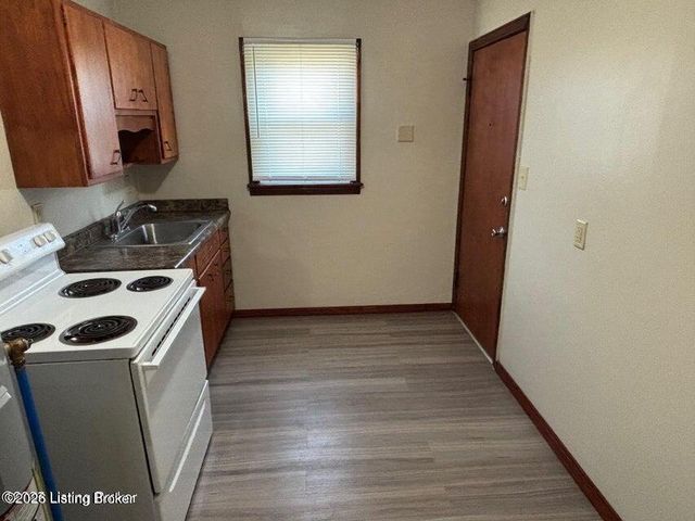 141 E Harrison Ave 1, Clarksville, IN 47129