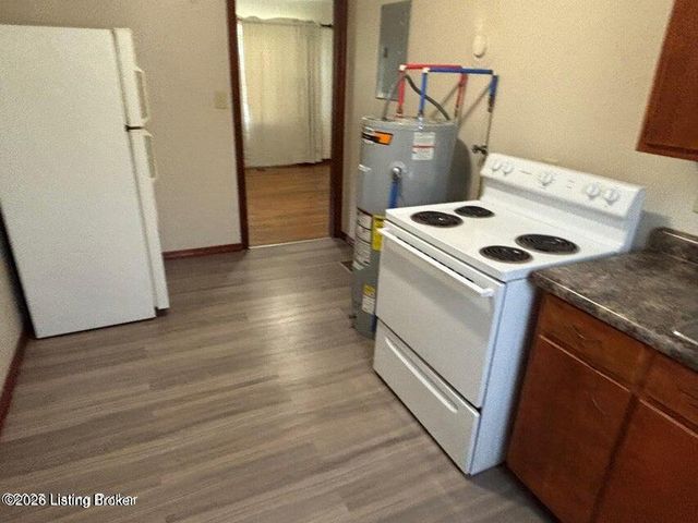 141 E Harrison Ave 1, Clarksville, IN 47129
