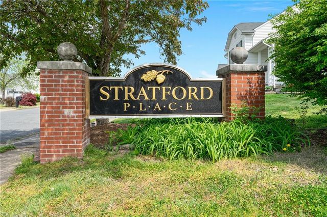 13 Cross Cut LN, Fredericksburg, VA 22405