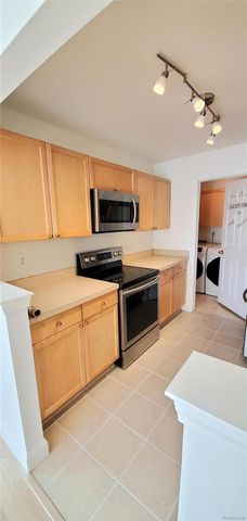 3633 Oakmonte Boulevard 189, Oakland Charter Township, MI 48306