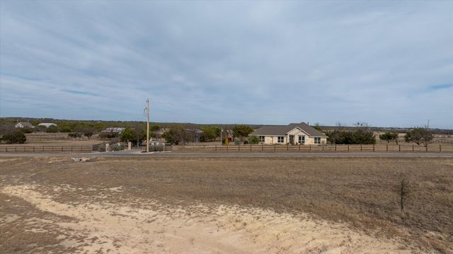 175 Private Road 2657, Walnut Springs, TX 76690