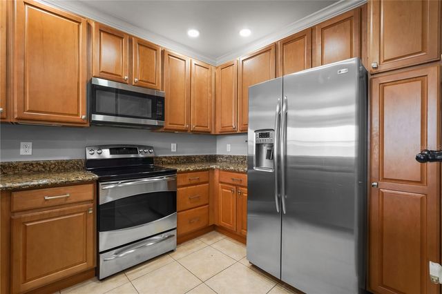 2828 BELLA VISTA DRIVE, Davenport, FL 33897