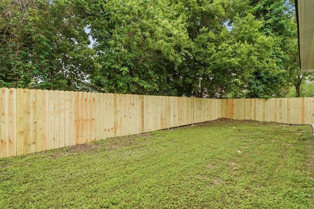 6109 Woodrow Street, Texas City, TX 77591