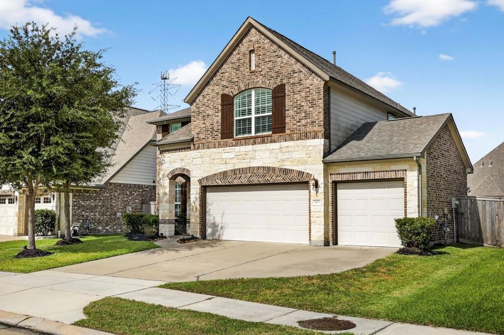 9411 Isabel Bay Lane, Cypress, TX 77433