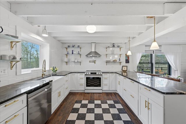 482 BOYER RD, Fort Valley, VA 22652
