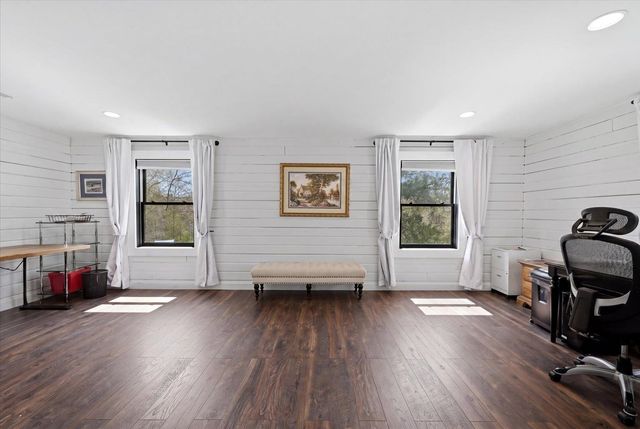 482 BOYER RD, Fort Valley, VA 22652