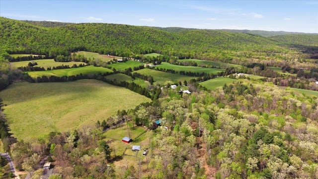 482 BOYER RD, Fort Valley, VA 22652