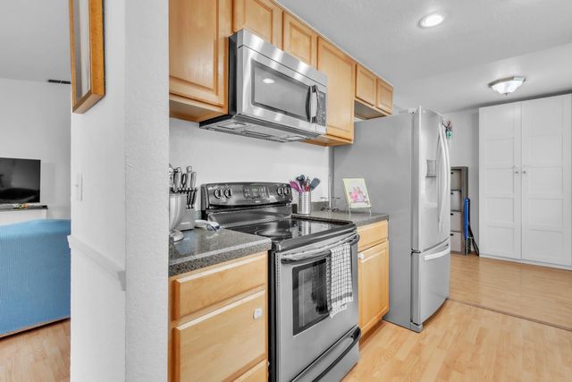 10243 Pistachio Way, Sacramento, CA 95827